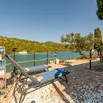 Zora Zadarvillas - Private Island Retreat *