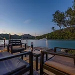 Zora Zadarvillas - Private Island Retreat Sali