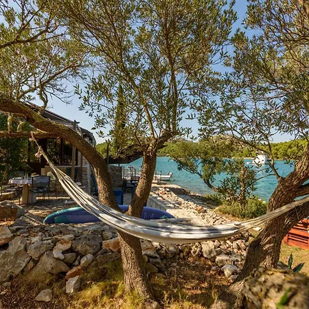 Zora Zadarvillas - Private Island Retreat فيلة *