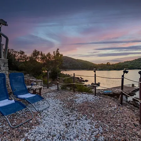 فيلة Zora Zadarvillas - Private Island Retreat