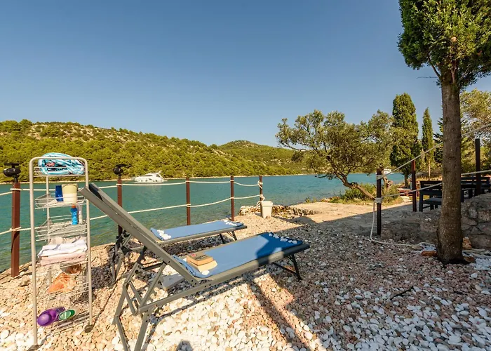 Zora Zadarvillas - Private Island Retreat *