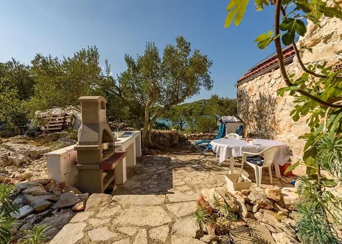 Zora Zadarvillas - Private Island Retreat Sali