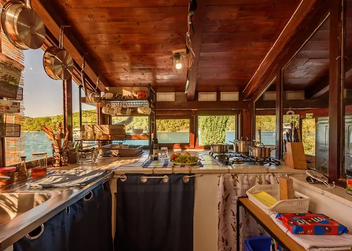 فيلة Zora Zadarvillas - Private Island Retreat سالي