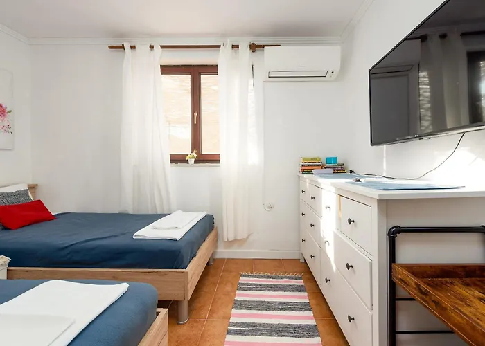 Zora Zadarvillas - Private Island Retreat *